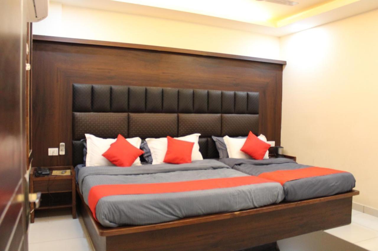 Hotel Katra Royal Stay Exterior photo